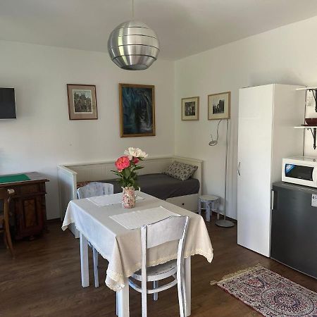 Apartman U Jezirka Velke Prilepy Exteriör bild