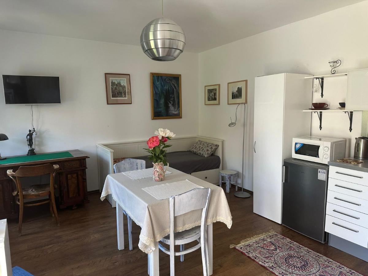 Apartman U Jezirka Velke Prilepy Exteriör bild
